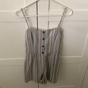 Lulus romper, small